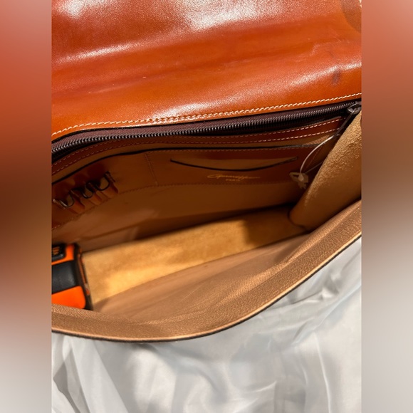 Gerard Henon Paris Vintage messenger bag/briefcase with lock and key - Picture 5 of 8